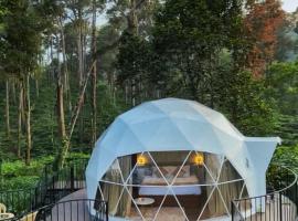 The Edens Glamp Munnar，位于蒙纳的酒店