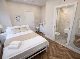 Richmond Deluxe Self-Contained Studios Great Transport Links 25 Min to Central London