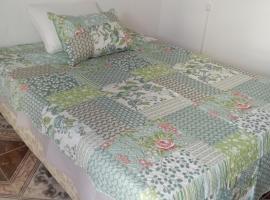 Apartamento en Trinidad Flores，位于特立尼达岛的酒店