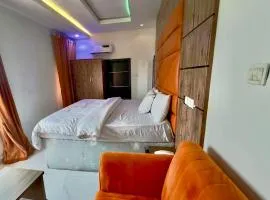 EmmaBlow Hotel and suit international