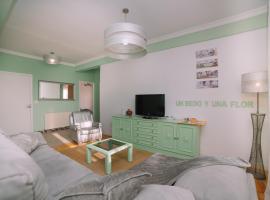 Encantadora y cálida cerca de Vigo by CABANA Rentals，位于莫斯的酒店