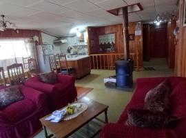 Casa a pasos del Centro de Dalcahue，位于达卡卫的酒店