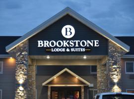 Brookstone Lodge & Suites，位于Algona的带停车场的酒店