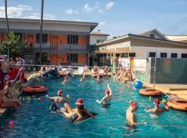 Revolution Hostel Pai