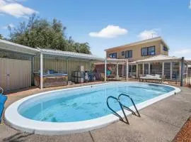 Coastal 2-Bed Home with Pool & Spa