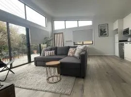 WARM Sunlit Sustainable north facing Studio