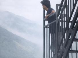 Willownest munnar 2bhk entire private villa with balcony view and BBQ & kitchen，位于蒙纳的酒店