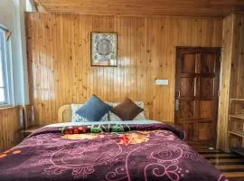 Foggy Hill's Darjeeling