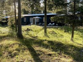 Military Residence By The Sea In Northern Gotland，位于福勒松德的酒店