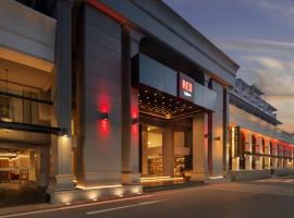 Radisson RED Phuket Patong Beach，位于芭东海滩的酒店