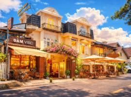 Green Meadow Central Đà Lạt - O'TEL，位于大叻的酒店