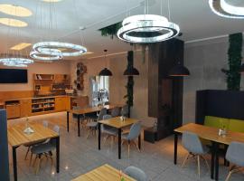 Hotel Riviera，位于Mierzyn的酒店