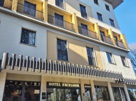 怡东马真塔酒店，位于马真塔的酒店