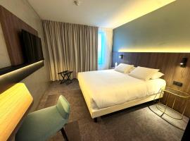 Kyriad Chateauroux Nord - Aéroport，位于Déols的酒店