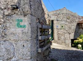 CASA DO PENEDO - Um Segredo na Serra da Estrela，位于利尼亚雷斯的酒店