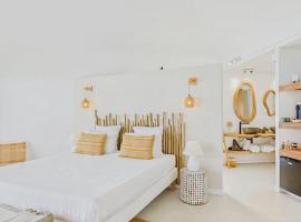 Amnios，位于Grand Cul-de-Sac的酒店