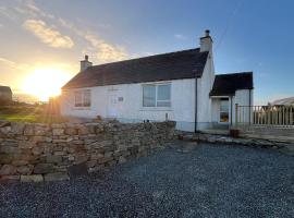 Taigh a 'Gheàrr Cottage in Shawbost, Isle of Lewis，位于Bragor的酒店