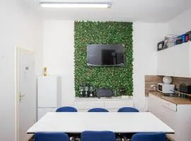 Easy Flexhome Hostel