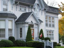 影子草坪客栈，位于罗斯西的酒店