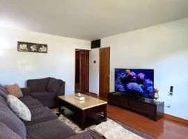 Cozy 3BR House Near Airport & Transit!