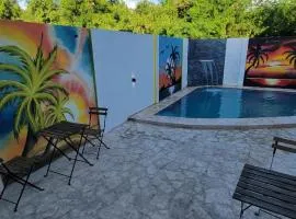 Hostal y Piscina