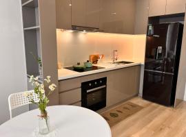 Vinhomes Grand Park Homestay-Masterise Homes Riverside，位于Gò Công的酒店