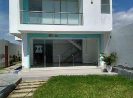 Casa blanca cristina，位于Esmeralda的酒店