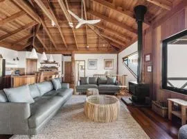 Yallingup Sunsets - Timeless Beach Shack and Sea Views