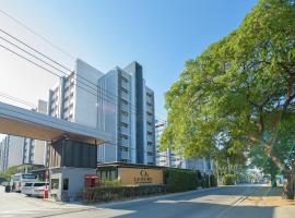 O2 Grand Suvarnabhumi Airport - Free Scheduled Shuttle from Hotel to Suvarnabhumi Airport，位于邦帕利的酒店