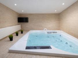 Manin Private SPA, Luxury Apartment very close to the sea，位于佩斯卡拉的酒店