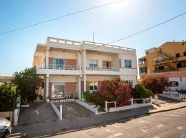 Blife Delya private rooms at Faro beach