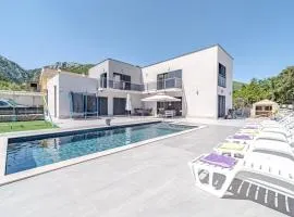 Villa Angela by Villas Guide