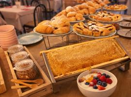 ELISABETTA hotel，位于切塞纳蒂科的酒店
