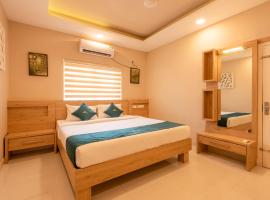 Daan Ambalath Maple Leaves，位于古鲁瓦尤尔的酒店