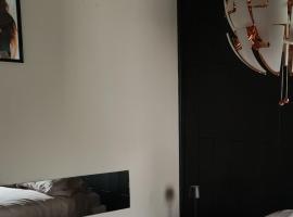 Lonzee，位于让布卢的酒店