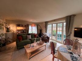 The Barn at The Manor in Cole, Bruton，位于Cole的酒店