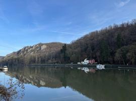 Belle Echappée Mosane，位于Waulsort的酒店