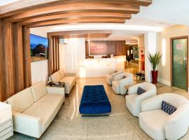 圣托里尼酒店，位于维拉维尔哈的酒店