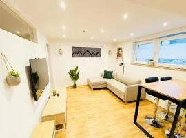 1,5-Zimmer, Top ausgestattet, 4 Pers, Souterrain, Self Check-in, Parkplatz, Netflix & Amazon Prime