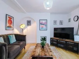Leamington Spa 2Bed Oasis - Driveway Parking, WiFi, Free Netflix, Prime & Disney