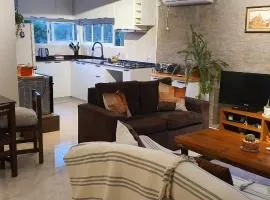 Casa en Punta Colorada con gran fondo y fogón