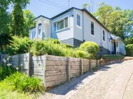 Homelike Suites in Central Leura Minutes to Shops & Train