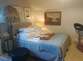 Ljus vindssvit- Nära Centralstationen，位于于默奥的酒店