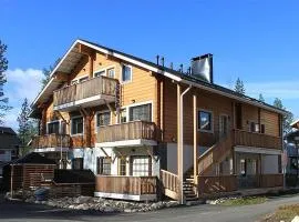 Cozy Alpine-Style Apartment in the Heart of Levi with Private Sauna & Fireplace