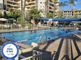 A Dream Place in Raanana, up to 5 guests - Swimming Pool - Jacuzzi & Gym