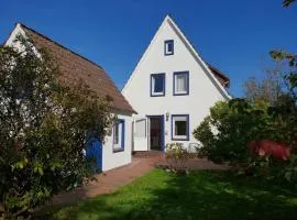 Holiday Home Erholung pur- Nordsee-Urlaub mit Hund by Interhome