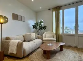 Vue Paris 1 min de la gare