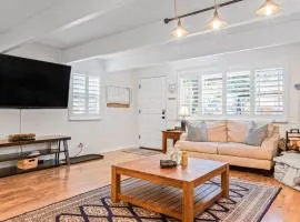 Cozy Big Bear Cabin w Hot Tub Firepit Fireplace Near the Lake Pineview Haven