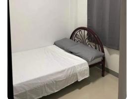 J Novotny Transient House，位于Caba的酒店