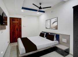 Hotel O Raghukrupa & Guest House，位于Hālol的酒店